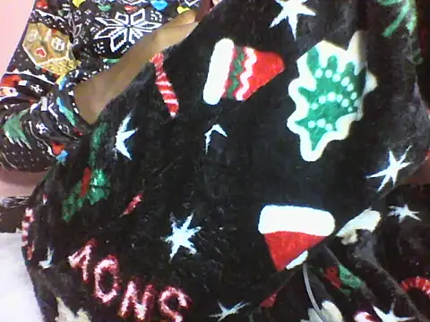 Moongodessy online show from December 18, 9:10 pm