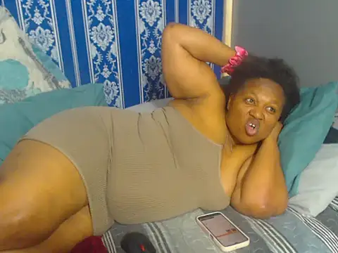 JUICEYLIPS333 online show from November 7, 6:13 am