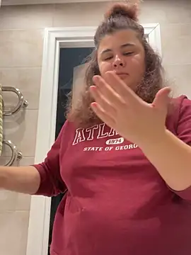 Snapshot of AliceCurlyX chatting on November 27, 3:25 pm AliceCurlyX online show from November 27, 3:25 pm