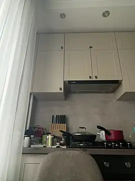 Snapshot of AliceCurlyX chatting on February 14, 9:39 am AliceCurlyX online show from February 14, 9:39 am