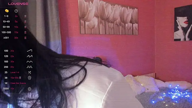 Juliorah online show from October 26, 2:34 pm