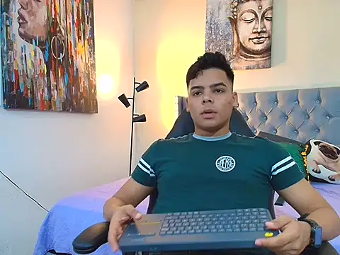 stewart mateo  online show from September 13, 2:55 am