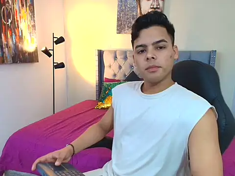 stewart mateo  online show from September 19, 2:24 am