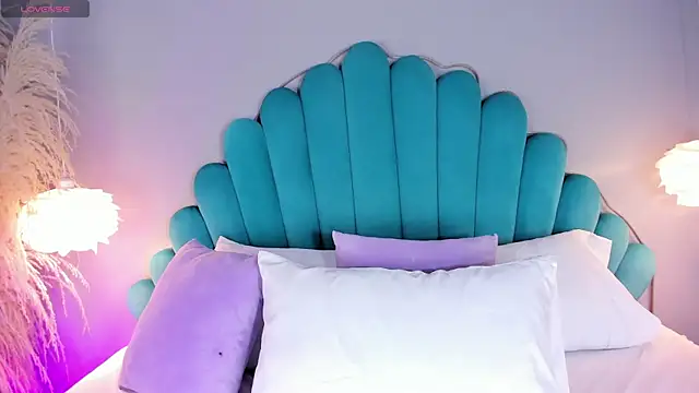 Snapshot of AlassiaHocthner chatting on February 27, 11:54 am AlassiaHocthner online show from February 27, 11:54 am