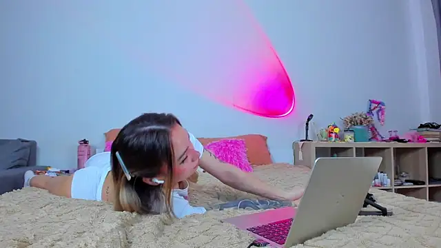 Snapshot of baobei03 chatting on September 22, 7:10 am baobei03 online show from September 22, 7:10 am