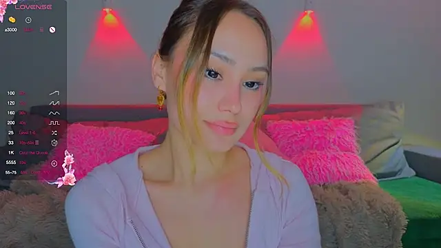 baobei03 online show from May 16, 8:29 pm