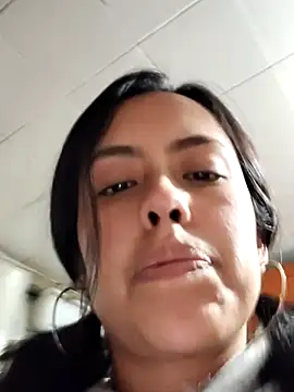 Queen Ashly online show from March 19, 2:15 am