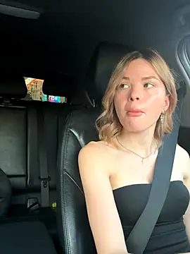 SMELLSEX online show from September 8, 4:17 pm