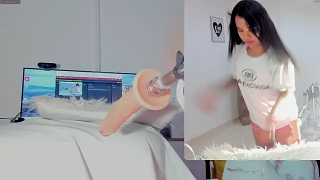 Snapshot of Rosy_Emely chatting on November 18, 9:14 am Rosy Emely online show from November 18, 9:14 am