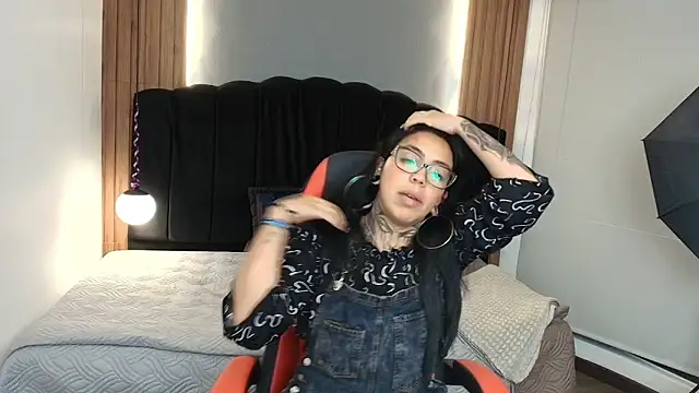 LiaMonroee  online show from May 20, 12:11 pm