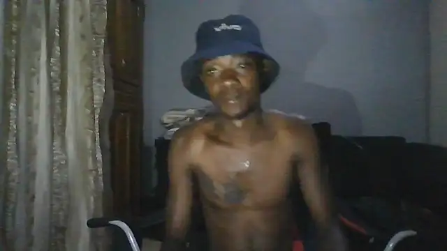 Nykho17 online show from February 5, 9:30 pm