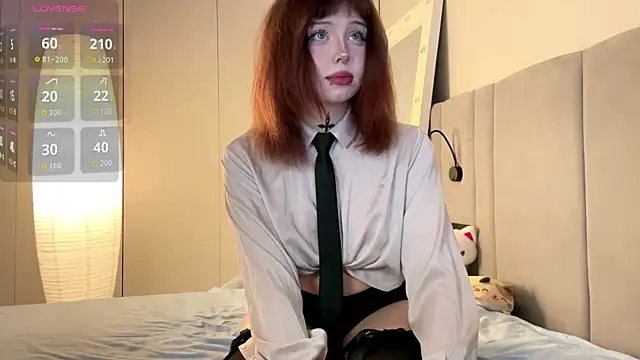 Snapshot of RileyVice chatting on September 25, 7:23 am RileyVice online show from September 25, 7:23 am