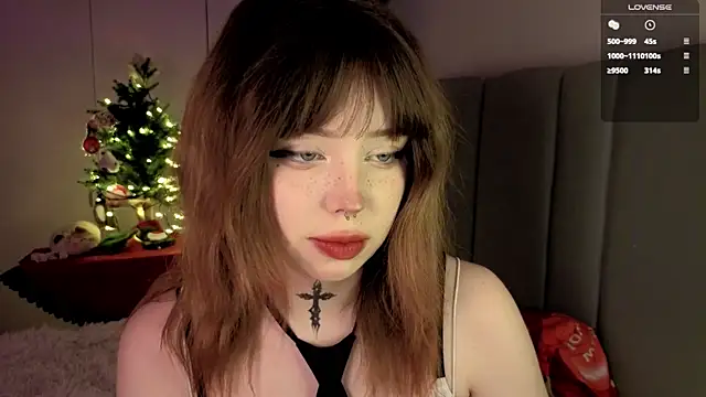 Snapshot of RileyVice chatting on January 9, 8:06 am RileyVice online show from January 9, 8:06 am