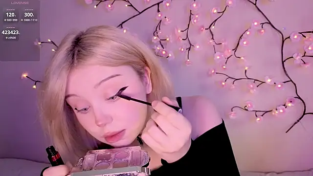RileyVice online show from May 15, 8:54 am
