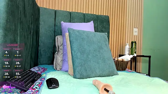 EvelynFoxx- online show from September 19, 6:52 pm