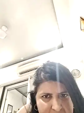 Jann Riya333 online show from May 9, 6:13 pm