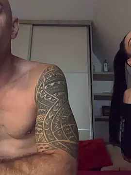 Enriko Aisah2025 online show from September 25, 7:28 pm