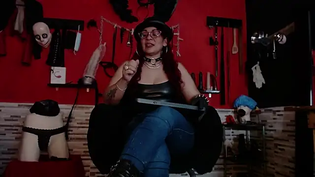 Miss Mirandaa online show from October 31, 1:39 am