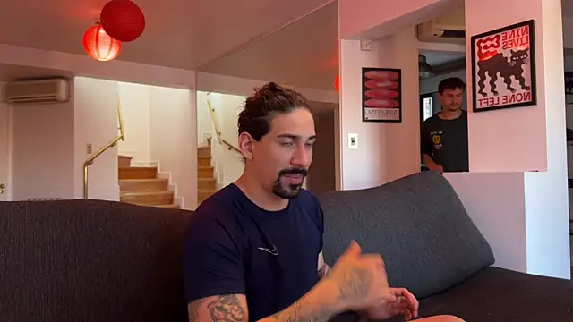 lenruy online show from November 3, 10:10 pm