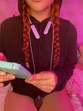 Ashly cutee online show from February 3, 10:15 pm