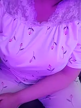 lilyan12 online show from May 17, 12:30 am