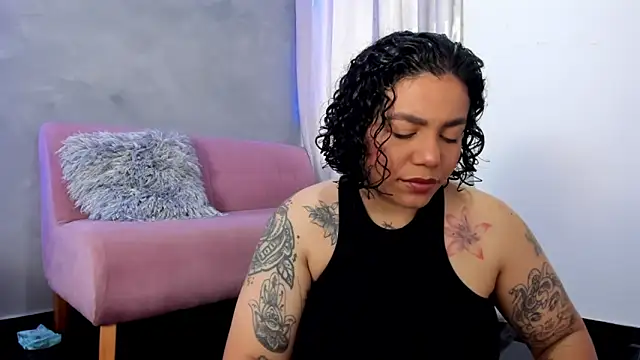 alexholyy online show from October 21, 1:12 pm