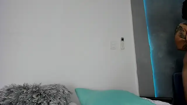 alexholyy online show from November 1, 1:57 pm