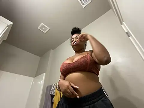 Snapshot of princesslivv chatting on October 14, 8:53 pm princesslivv online show from October 14, 8:53 pm