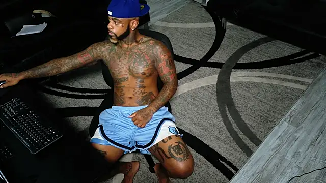 Snapshot of SLANGONDEMHOES chatting on October 3, 3:14 am SLANGONDEMHOES online show from October 3, 3:14 am