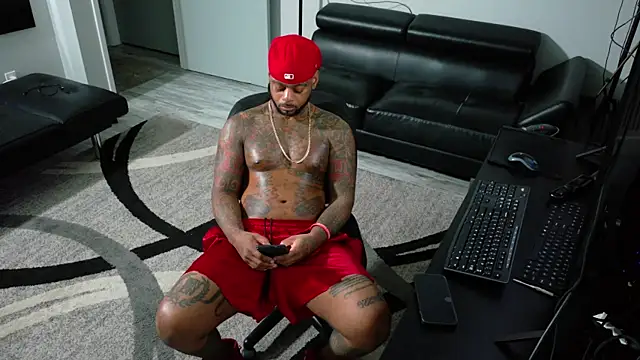 SLANGONDEMHOES online show from December 3, 2:37 pm