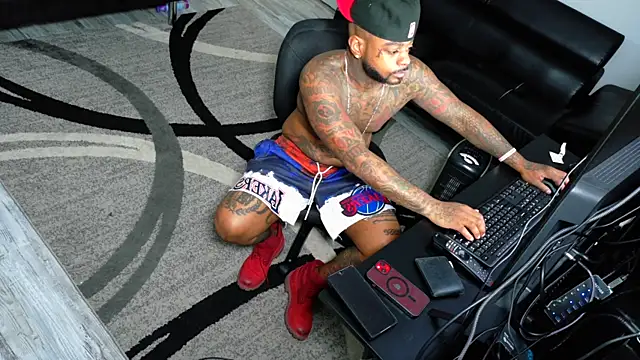 SLANGONDEMHOES online show from December 15, 9:52 pm