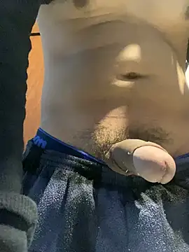 Snapshot of zzagreo chatting on March 7, 7:05 am zzagreo online show from March 7, 7:05 am