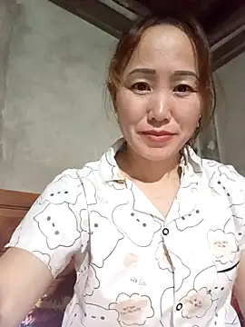 Snapshot of Fienjr chatting on October 12, 2:05 pm Fienjr online show from October 12, 2:05 pm