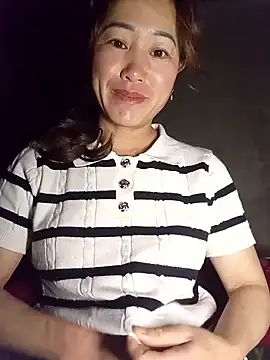 Snapshot of Fienjr chatting on October 27, 10:47 pm Fienjr online show from October 27, 10:47 pm