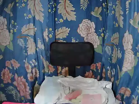 sweet candiceee online show from March 15, 3:40 pm