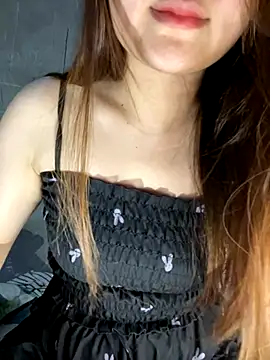 Hinne07 online show from October 13, 3:45 pm