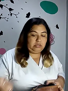 curvy diva  online show from September 18, 11:12 am