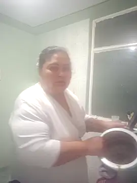 curvy diva  online show from September 19, 1:07 am