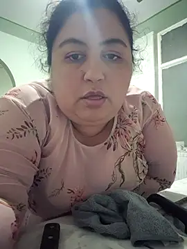 curvy diva  online show from October 14, 1:06 am