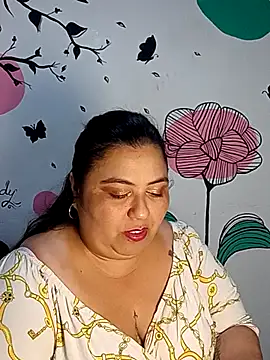 curvy diva  online show from January 16, 10:19 am