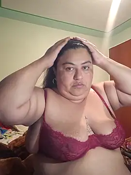 Snapshot of curvy_diva_ chatting on February 21, 10:16 am curvy diva online show from February 21, 10:16 am