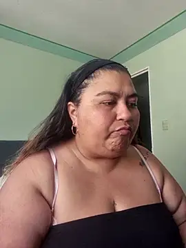 Snapshot of curvy_diva_ chatting on February 26, 7:24 pm curvy diva online show from February 26, 7:24 pm