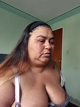 Snapshot of curvy_diva_ chatting on February 28, 7:48 pm curvy diva online show from February 28, 7:48 pm