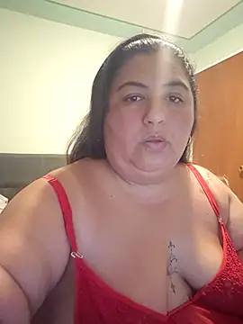 Snapshot of curvy_diva_ chatting on March 13, 2:40 am curvy diva online show from March 13, 2:40 am