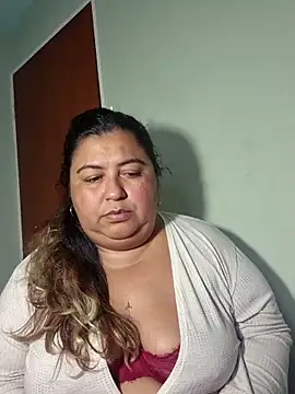 Snapshot of curvy_diva_ chatting on March 31, 9:59 pm curvy diva online show from March 31, 9:59 pm