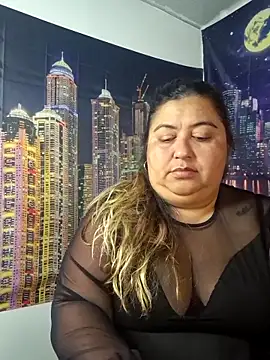 curvy diva  online show from May 8, 12:54 pm