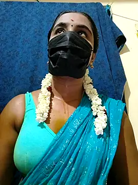 mini-queen online show from October 6, 1:19 pm