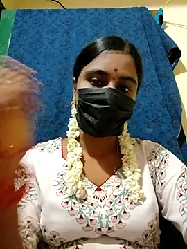 mini-queen online show from October 10, 5:23 pm