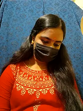 mini-queen online show from December 21, 2:13 pm