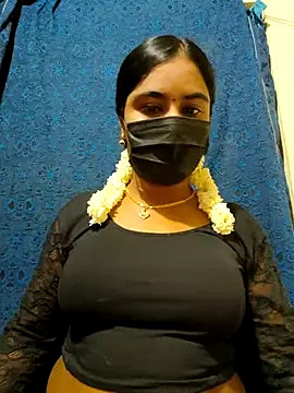 mini-queen online show from March 30, 5:47 pm